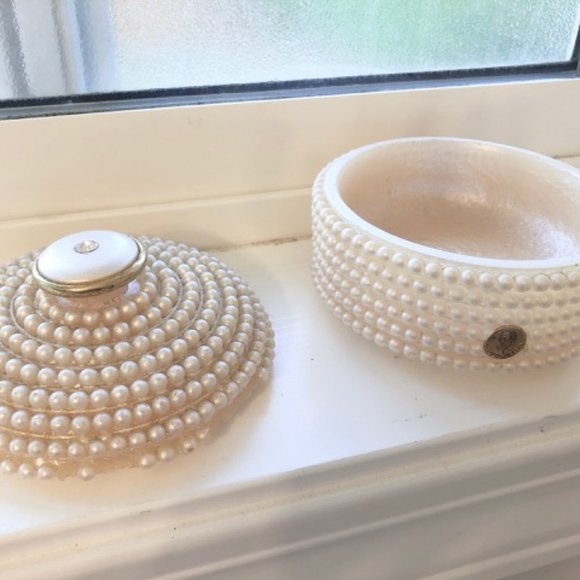 Pearl Jewelry Box / Case - Picture 12 of 15